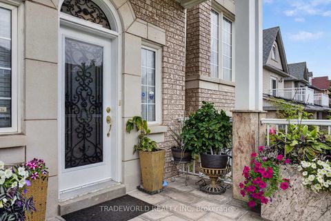 Photo 3 at 68 Grand Valley Boulevard, Vellore Village, Vaughan