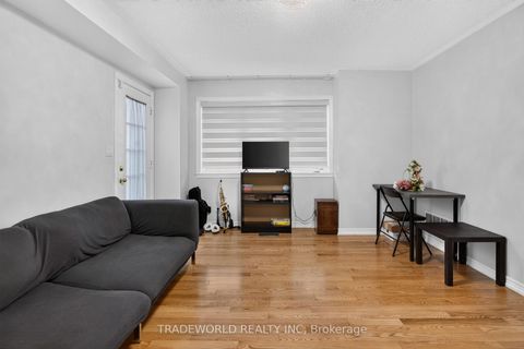 Photo 32 at 68 Grand Valley Boulevard, Vellore Village, Vaughan