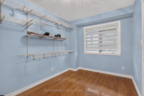 Photo 34 at 68 Grand Valley Boulevard, Vellore Village, Vaughan