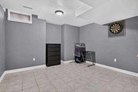 Photo 36 at 68 Grand Valley Boulevard, Vellore Village, Vaughan