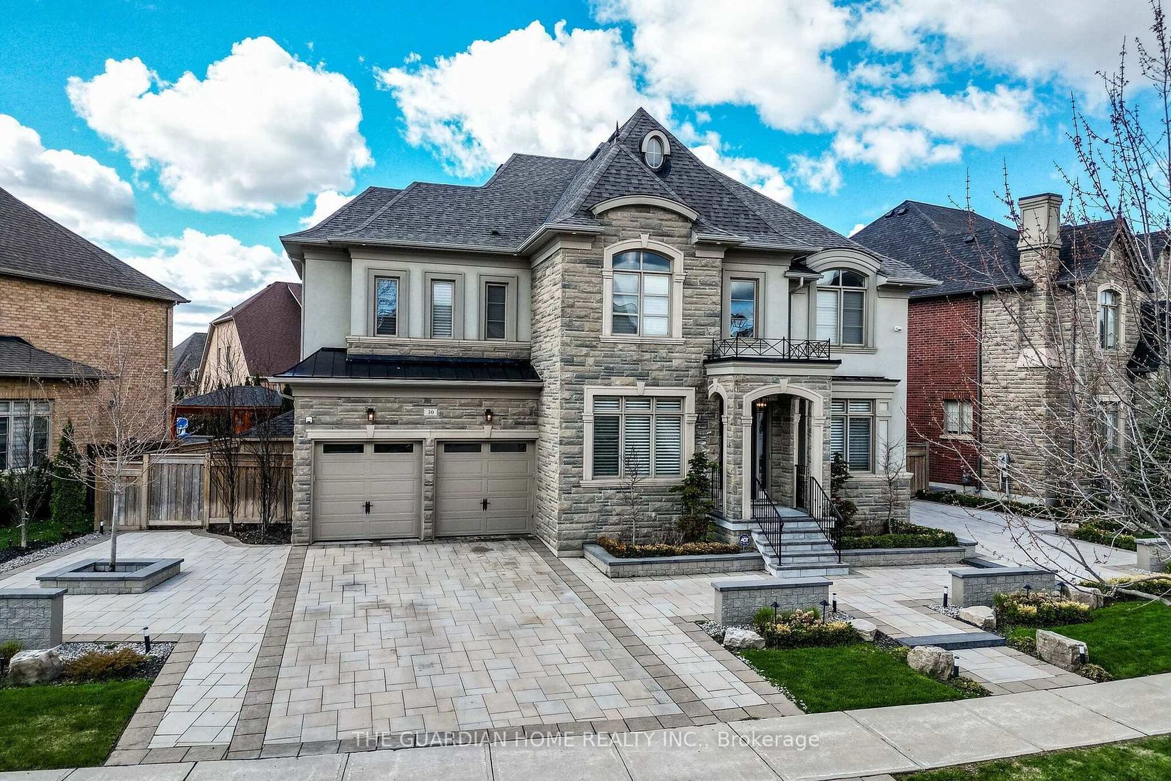 30 Tiburon Trail, Kleinburg, Vaughan photo number 2