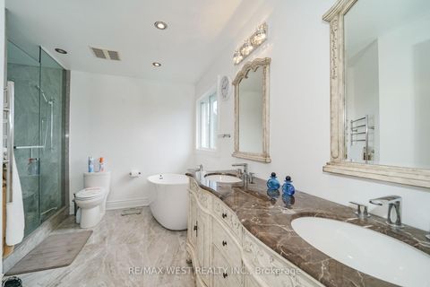 Photo 7 at 67 Dawlish Avenue, Aurora Highlands, Aurora