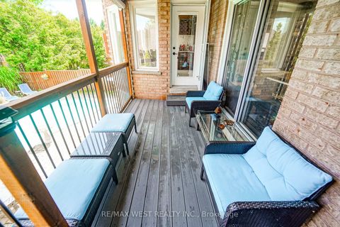 Photo 8 at 67 Dawlish Avenue, Aurora Highlands, Aurora
