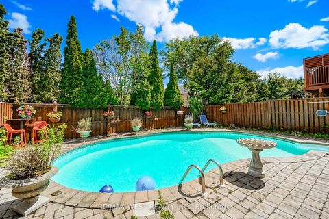 Photo 17 at 67 Dawlish Avenue, Aurora Highlands, Aurora