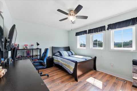Photo 21 at 17 White Crescent, Holly, Barrie