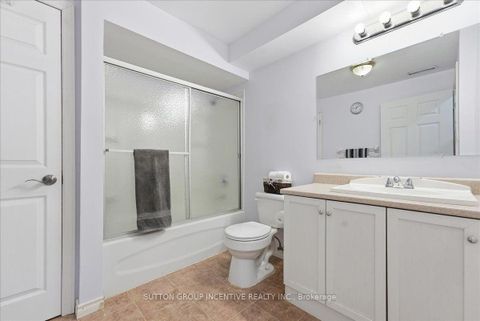 Photo 33 at 17 White Crescent, Holly, Barrie