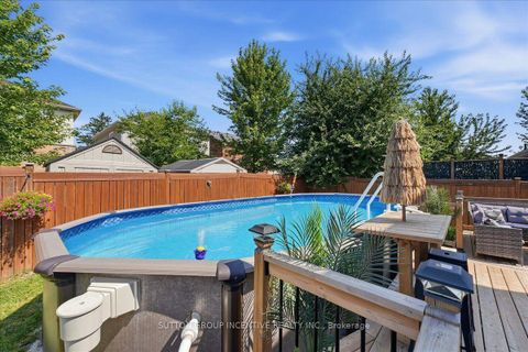 Photo 39 at 17 White Crescent, Holly, Barrie