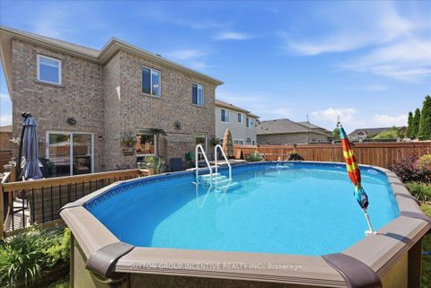 Photo 41 at 17 White Crescent, Holly, Barrie