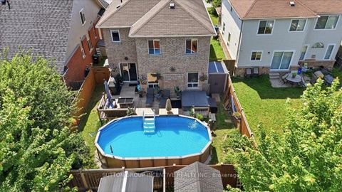 Photo 43 at 17 White Crescent, Holly, Barrie