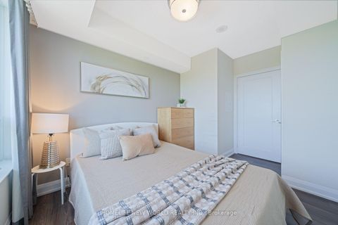 Photo 18 at 809 - 18 Graydon Hall Drive, Donalda, Toronto