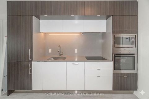 Photo 7 at 823 - 1 Edgewater Drive, Waterfront Communities C8, Toronto