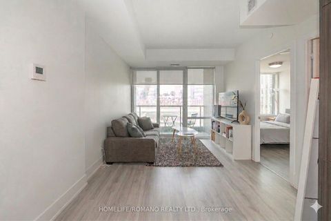 Photo 9 at 823 - 1 Edgewater Drive, Waterfront Communities C8, Toronto