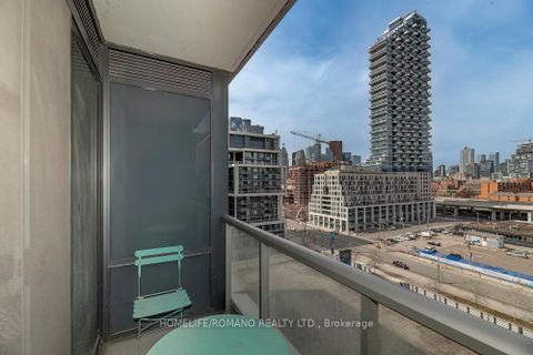 Photo 12 at 823 - 1 Edgewater Drive, Waterfront Communities C8, Toronto