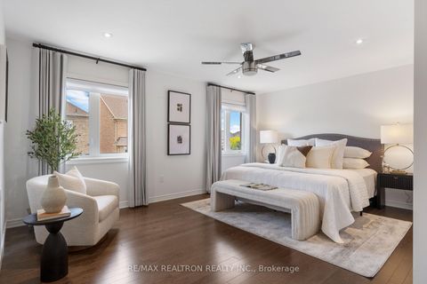 Photo 12 at 55 Headwind Boulevard, Vellore Village, Vaughan