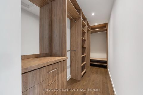 Photo 17 at 55 Headwind Boulevard, Vellore Village, Vaughan