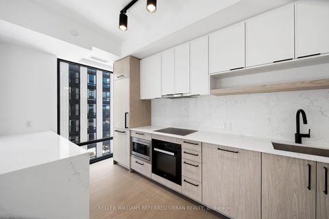 Photo 5 at 1525 - 89 Montclair Avenue, Forest Hill South, Toronto