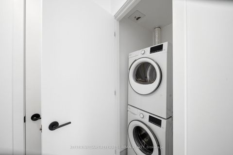 Photo 19 at 1525 - 89 Montclair Avenue, Forest Hill South, Toronto