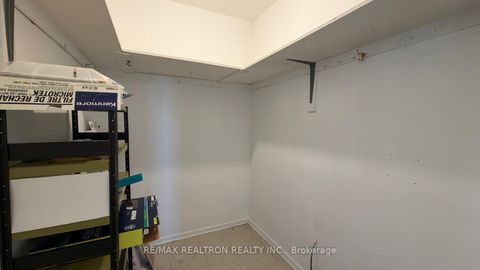 Photo 20 at 903 - 15 Vicora Linkway, Flemingdon Park, Toronto