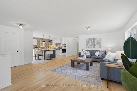 Photo 7 at 208 Lamont Court, Stayner, Clearview
