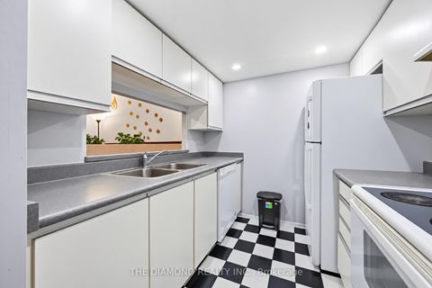 Photo 18 at 816 - 2550 Lawrence Avenue E, Dorset Park, Toronto