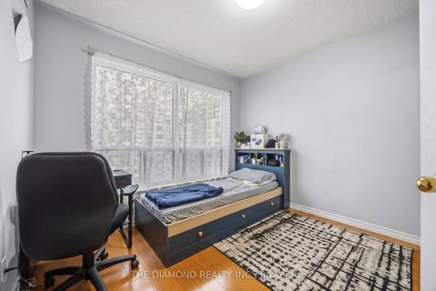 Photo 20 at 816 - 2550 Lawrence Avenue E, Dorset Park, Toronto