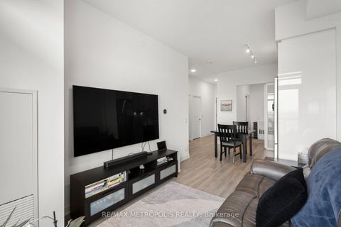 Photo 7 at 2504 - 30 Upper Mall Way, Brownridge, Vaughan