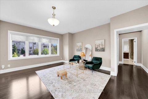 Photo 28 at 233 Carisbrooke Circle, Bayview Southeast, Aurora