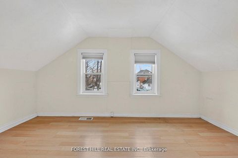 Photo 19 at 89 Toronto Street, City Centre, Barrie