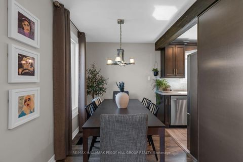 Photo 5 at 19 Austen Lane, Letitia Heights, Barrie