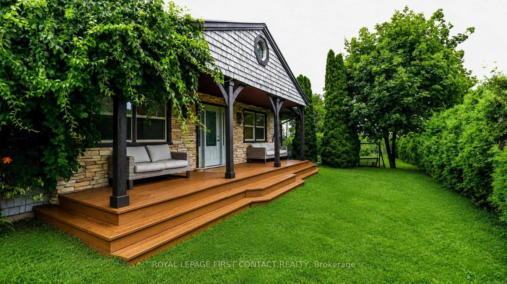 523 Lake Drive E, Historic Lakeshore Communities, Georgina photo 6