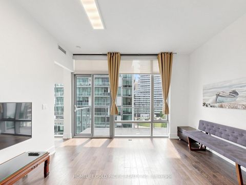 Photo 4 at 732 - 39 Queens Quay E, Waterfront Communities C8, Toronto