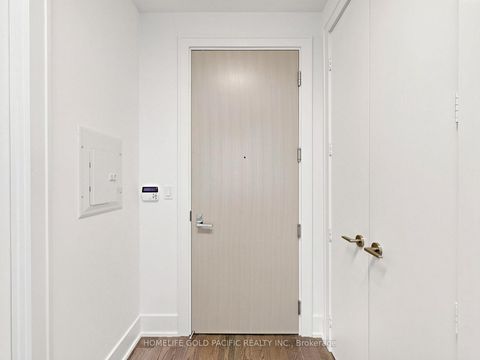 Photo 27 at 732 - 39 Queens Quay E, Waterfront Communities C8, Toronto