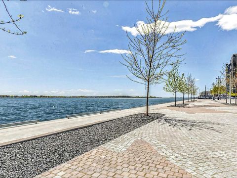 Photo 35 at 732 - 39 Queens Quay E, Waterfront Communities C8, Toronto