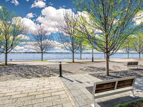 Photo 36 at 732 - 39 Queens Quay E, Waterfront Communities C8, Toronto
