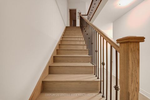 Photo 8 at 332 Laplante Street, Summerhill Estates, Newmarket