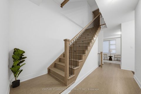 Photo 9 at 332 Laplante Street, Summerhill Estates, Newmarket