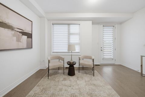 Photo 23 at 332 Laplante Street, Summerhill Estates, Newmarket