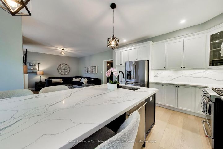Photo 6 at 2324 Woodcrest Drive, WM Westmount, Oakville