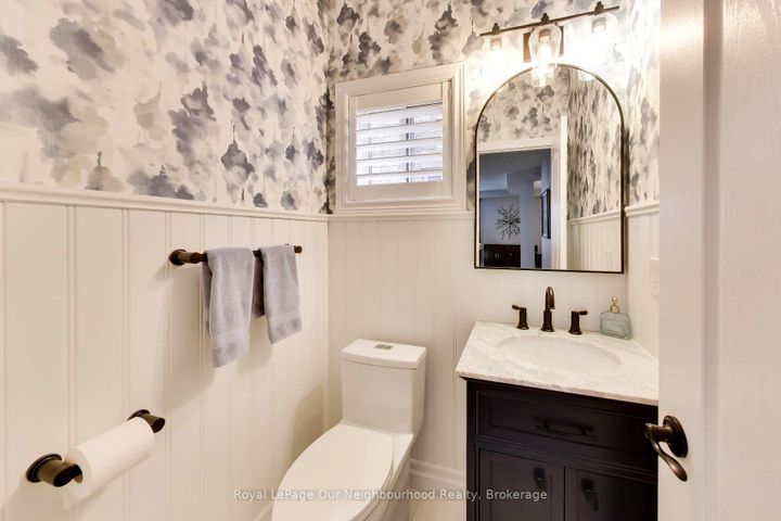 Photo 9 at 2324 Woodcrest Drive, WM Westmount, Oakville