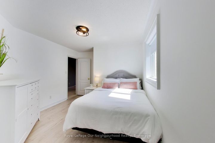 Photo 20 at 2324 Woodcrest Drive, WM Westmount, Oakville