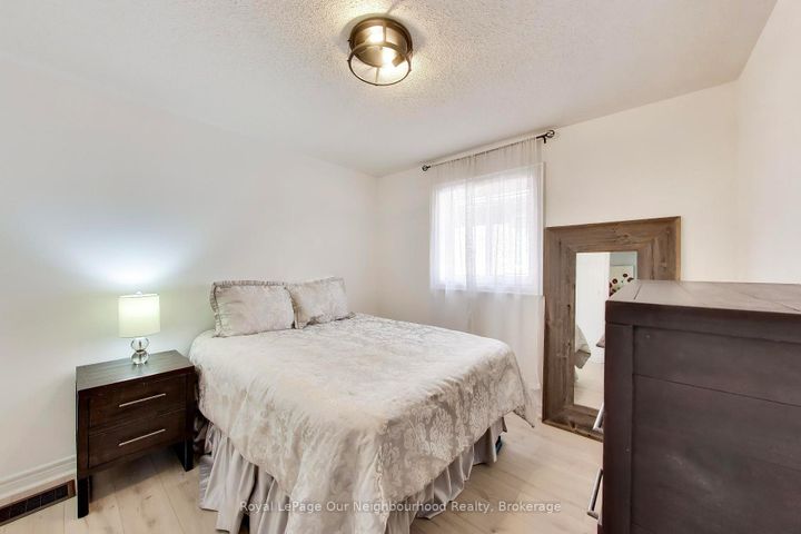 Photo 25 at 2324 Woodcrest Drive, WM Westmount, Oakville