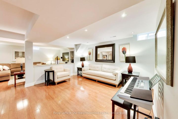 Photo 30 at 2324 Woodcrest Drive, WM Westmount, Oakville