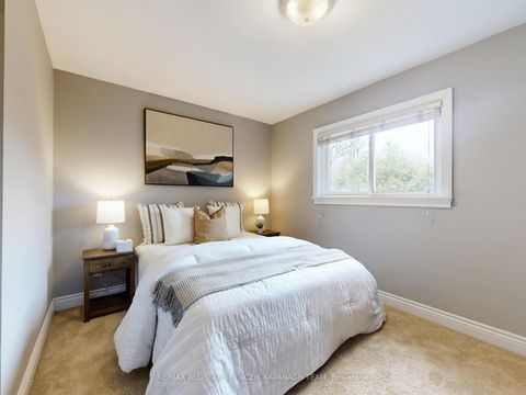 Photo 9 at 30 Sir Caradoc Place, Markham Village, Markham