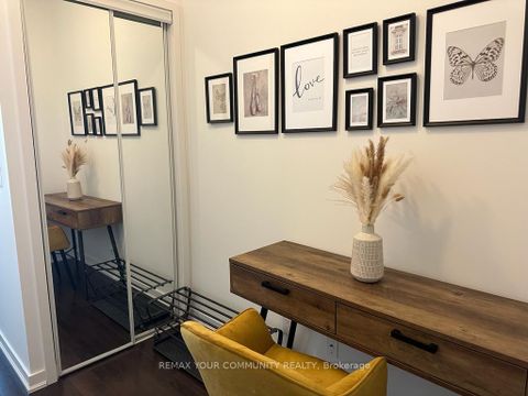 Photo 2 at 1709 - 14 York Street, Waterfront Communities C1, Toronto