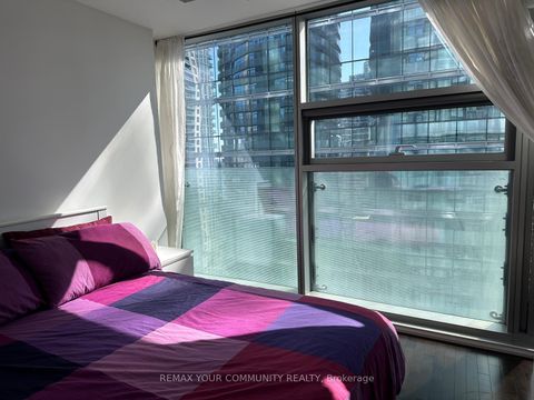 Photo 10 at 1709 - 14 York Street, Waterfront Communities C1, Toronto