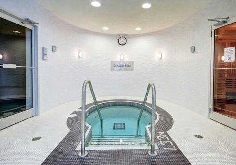 Photo 16 at 1709 - 14 York Street, Waterfront Communities C1, Toronto