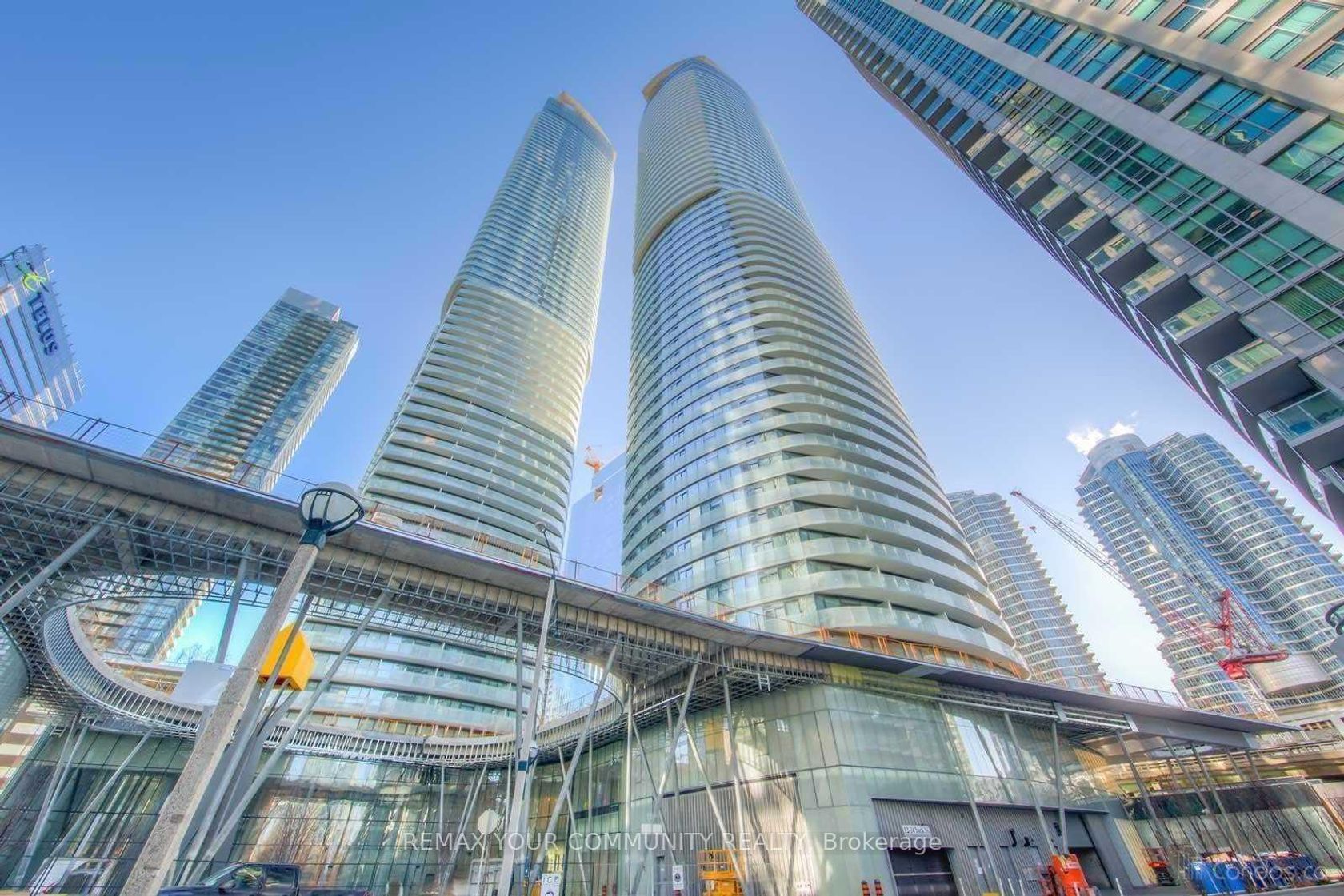 1709 - 14 York Street, Waterfront Communities C1, Toronto photo number 2