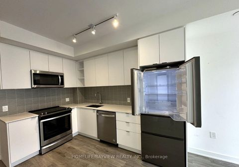 Photo 6 at 808 - 100 Eagle Rock Way, Rural Vaughan, Vaughan