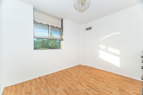 Photo 20 at 208 - 236 Albion Road, Old Rexdale, Toronto