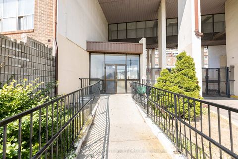 Photo 2 at 108 - 10 Eddystone Avenue, Jane Heights, Toronto